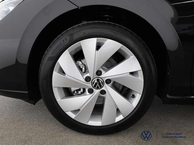 Volkswagen Golf 1.5 TSI Golf VIII Style