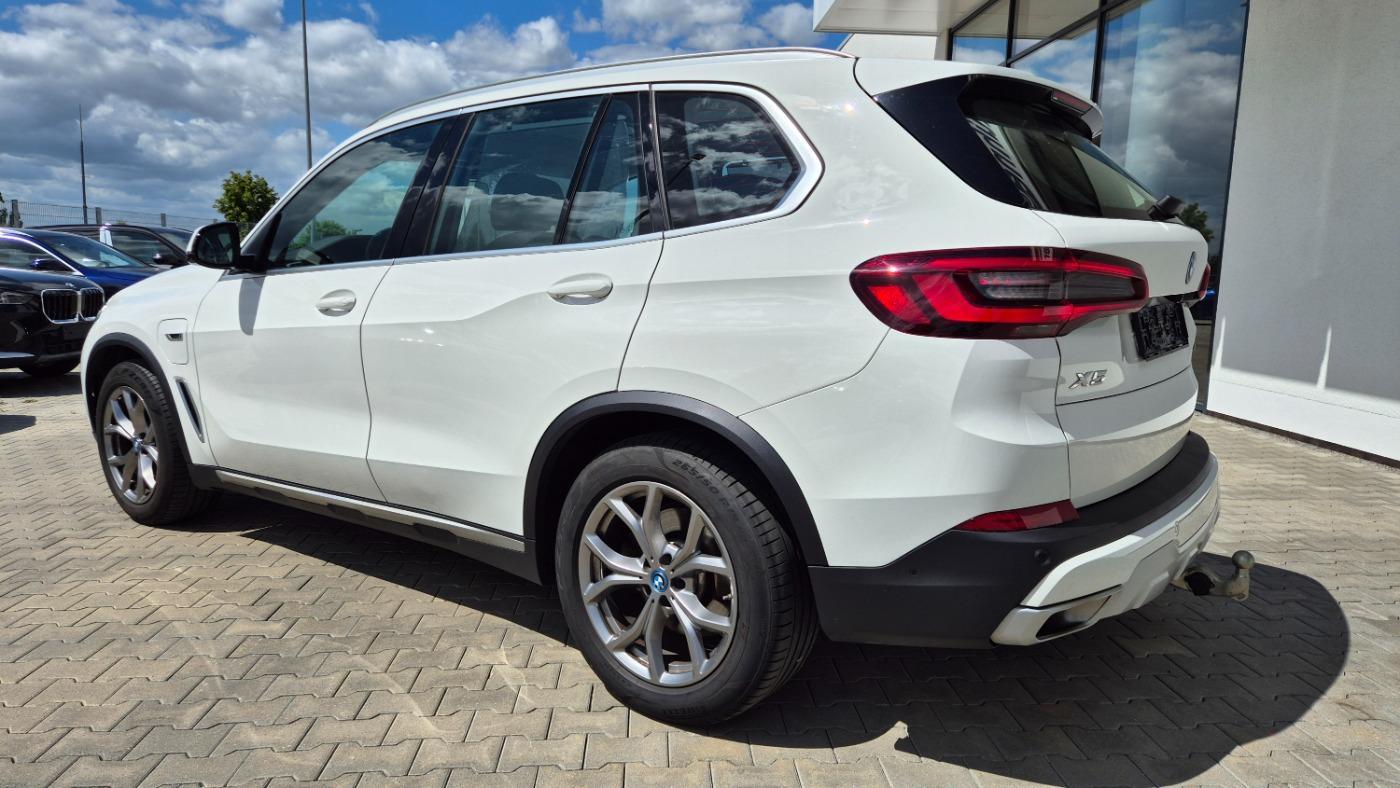 BMW X5 xDrive45e