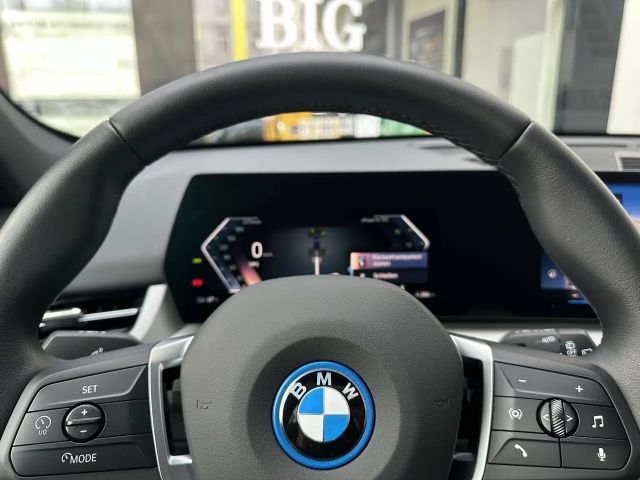 BMW iX1 xDrive30