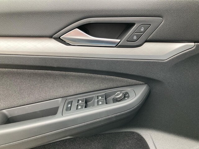 Volkswagen Golf 1.5 eTSI DSG Golf VIII