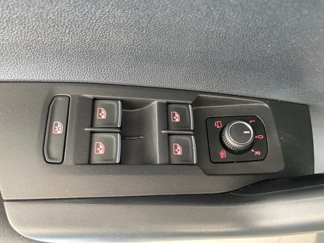 Volkswagen Polo 1.0 TSI DSG R-Line