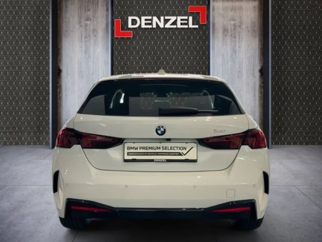 BMW 120 5-deurs Sedan