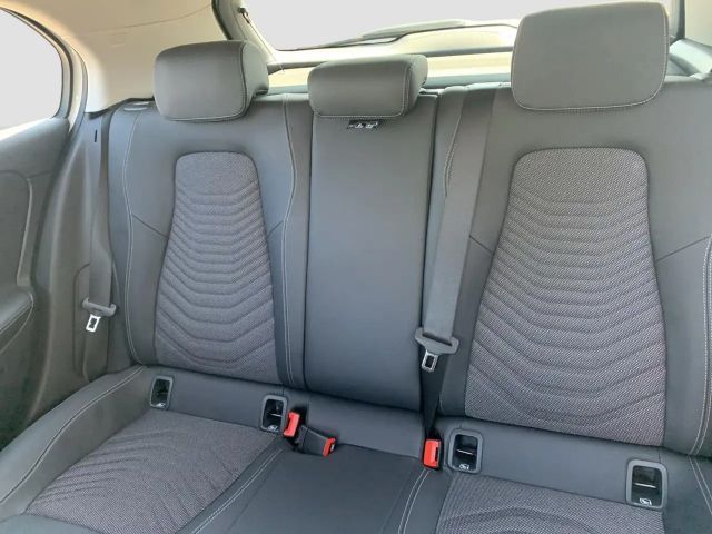 Mercedes-Benz A 180 Progressive