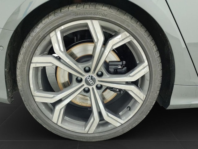 Audi S6 Avant Quattro