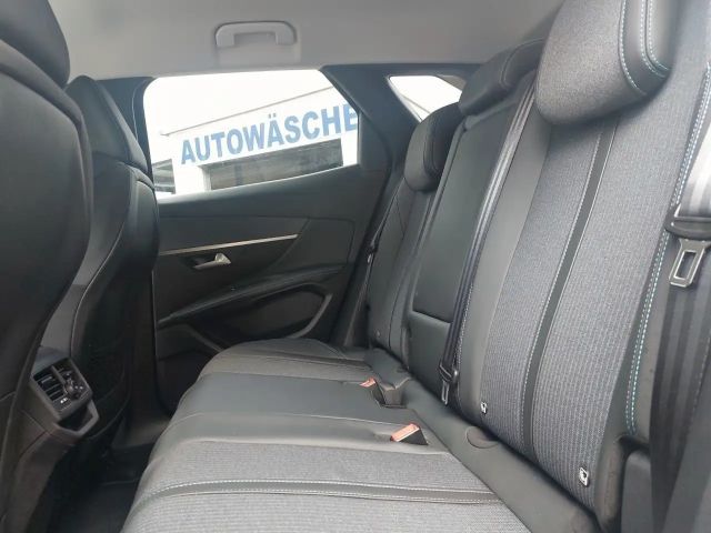 Peugeot 3008 Allure Pack EAT8 HDi