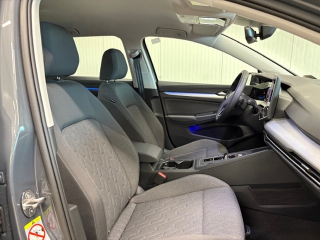 Volkswagen Golf 1.5 eTSI DSG Golf VIII Variant