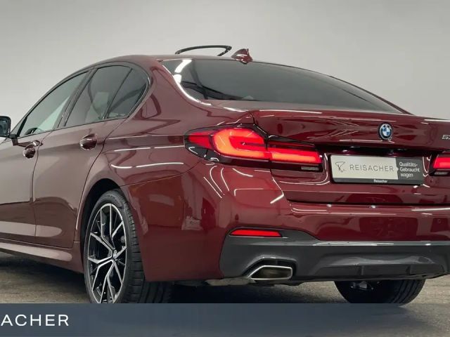 BMW 530 530e M-Sport Sedan