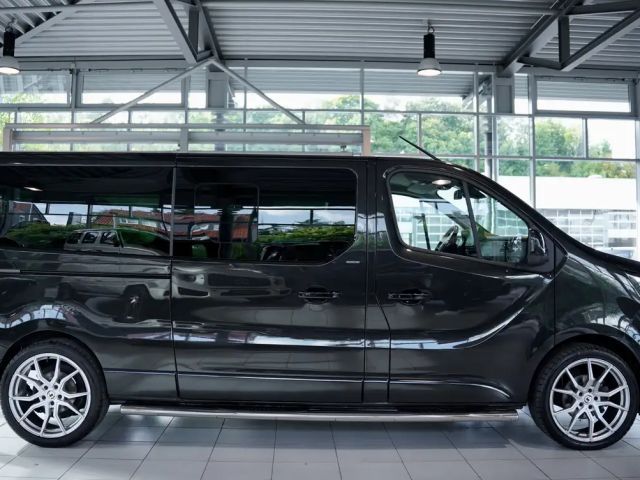 Renault Trafic Grand L2H1 Spaceclass