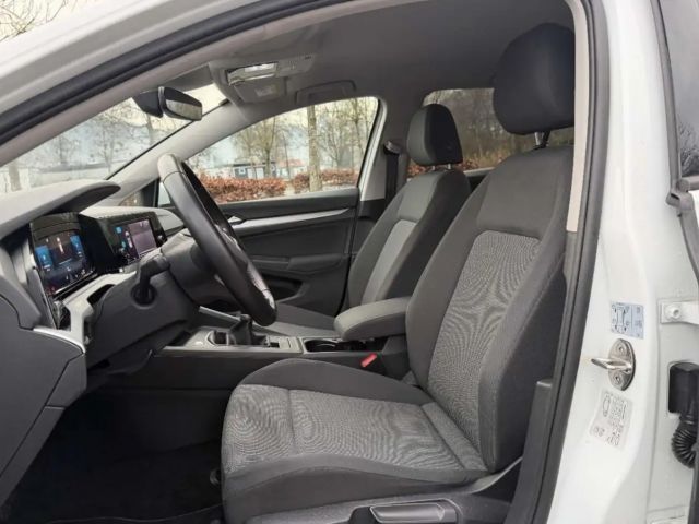 Volkswagen Golf 8 TSI