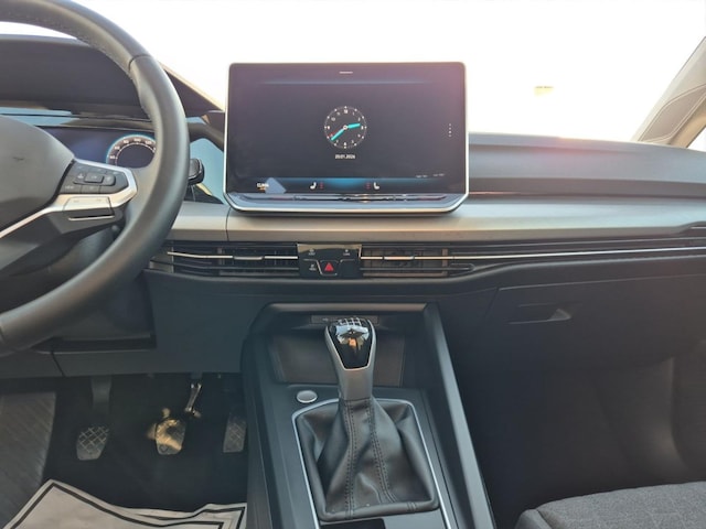 Volkswagen Golf 1.5 TSI Golf VIII