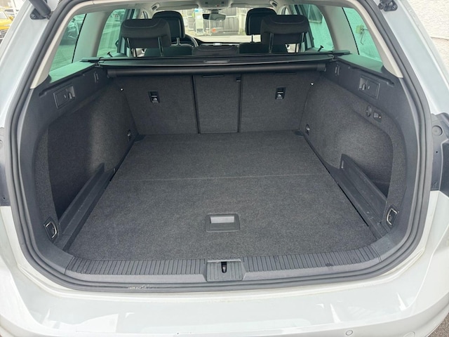 Volkswagen Passat 2.0 TSI Business DSG Variant