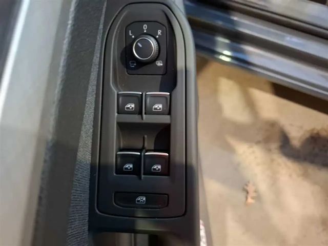 Volkswagen Golf 1.5 eTSI DSG Life