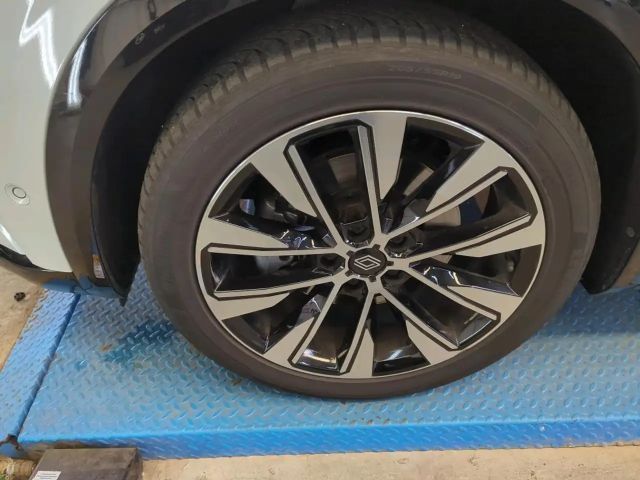 Renault Espace E-Tech Hybrid Techno