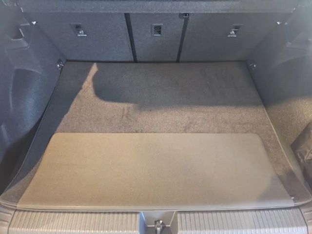 Volkswagen T-Roc 1.5 eTSI Life Plus