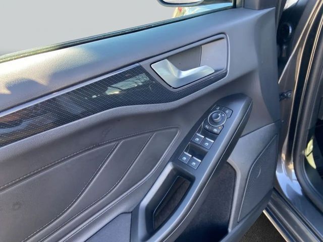 Ford Focus ST Line Wagon