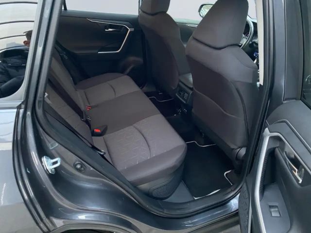 Toyota RAV4 4x2 Hybride Team D