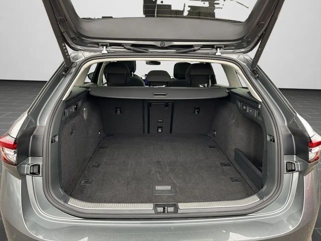 Skoda Superb 2.0 TSI Combi Selection