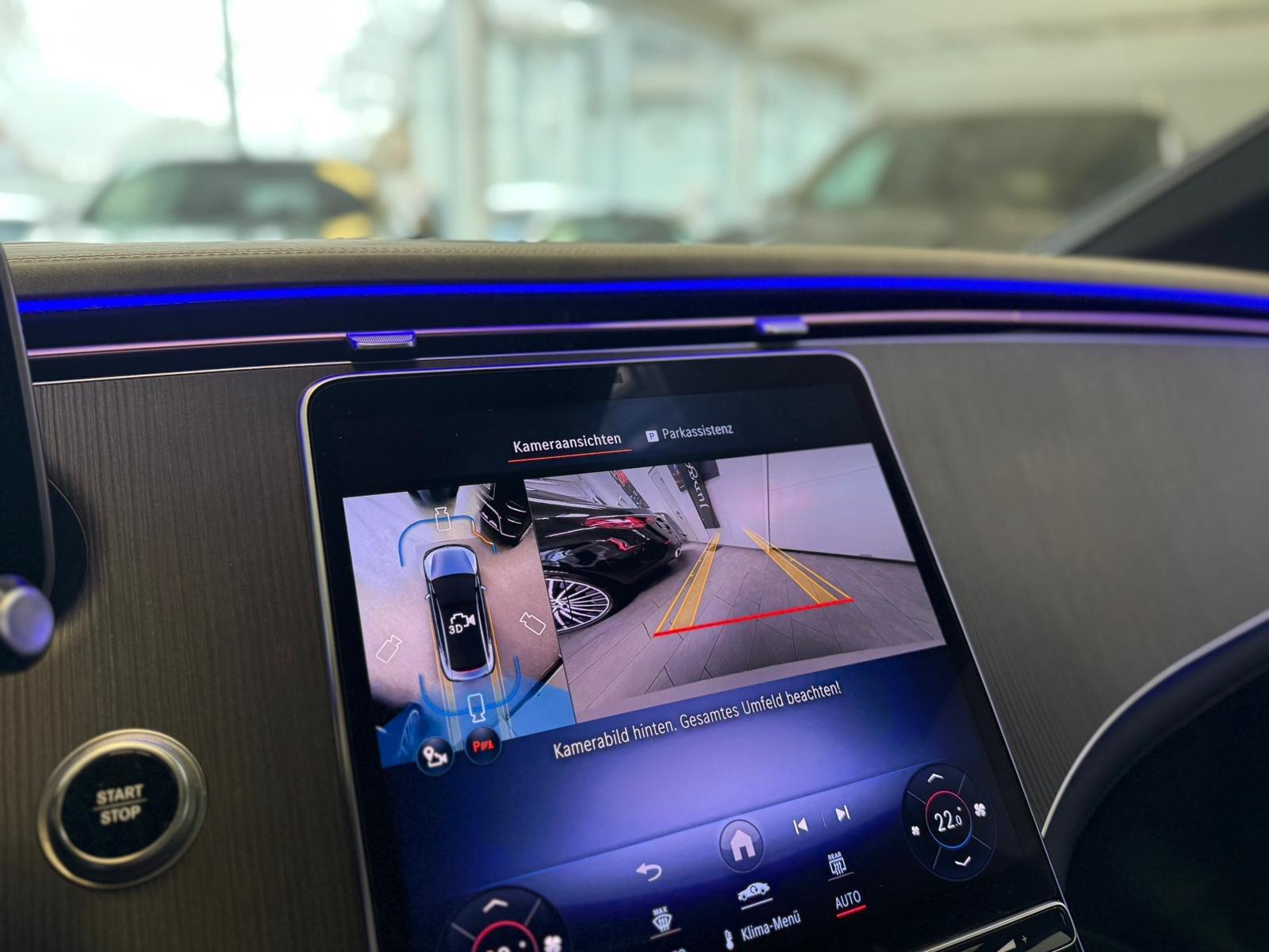 Mercedes-Benz EQE 300 Sedan