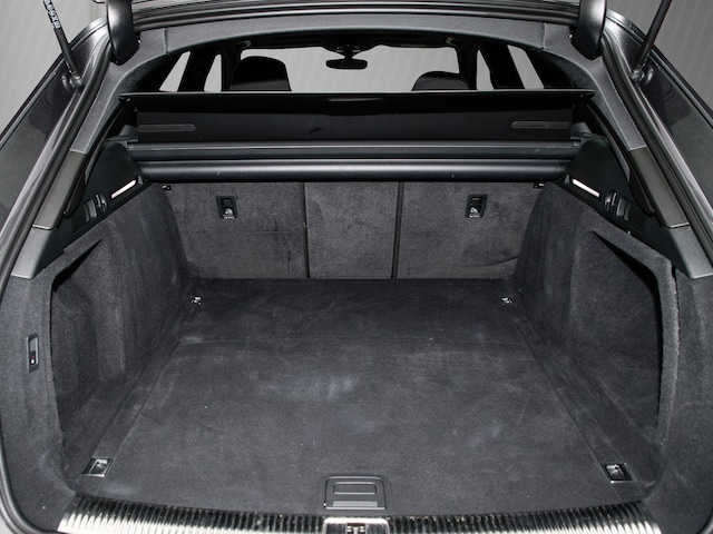 Audi A4 40 TDI Avant S-Line S-Tronic