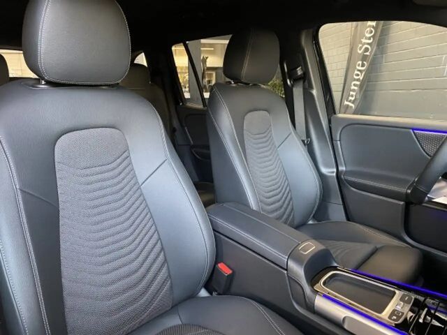 Mercedes-Benz EQB 300 4MATIC Progressive