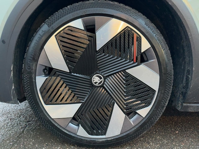 Skoda Elroq Lodge Navi ACC Virt LED PDC Kamera