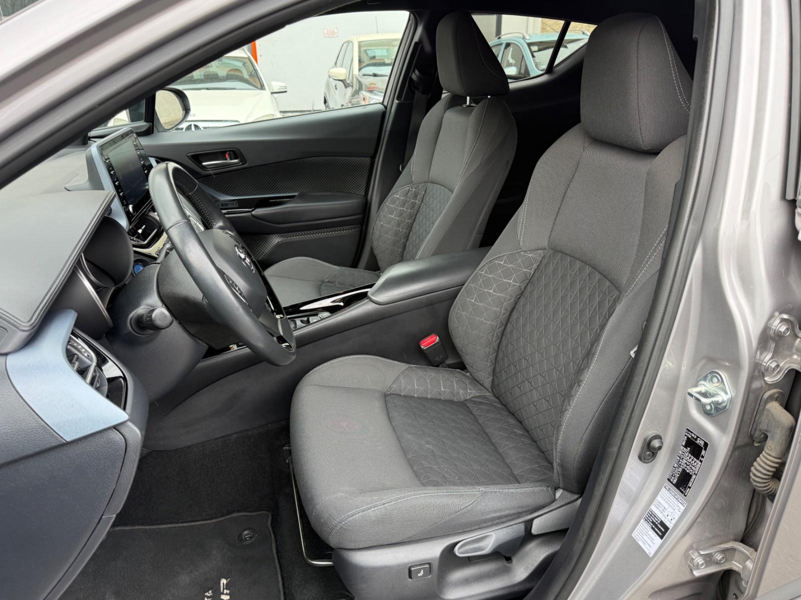 Toyota C-HR Hybride Team D