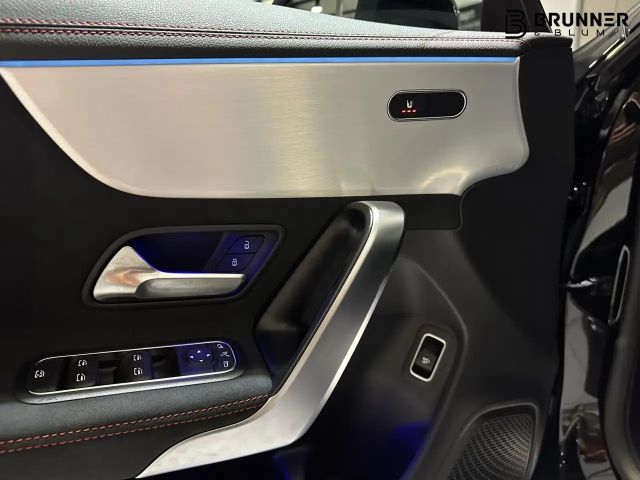 Mercedes-Benz CLA 180 AMG Line Coupé