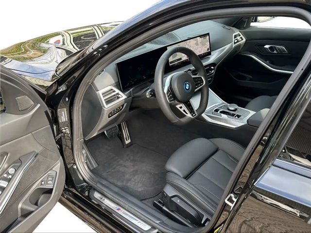 BMW 330 330e Touring xDrive