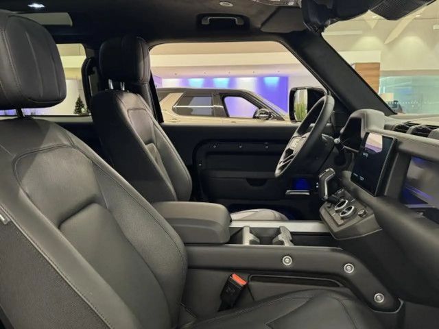 Land Rover Defender 90 D300