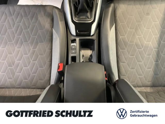 Volkswagen T-Roc GOAL TSI SITZHEIZUNG EINPARKHILFE NAVI LED
