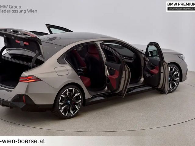 BMW i5 M60 Sedan xDrive