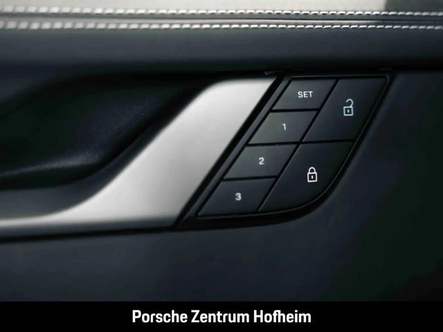 Porsche 992 4S Cabrio Carrera