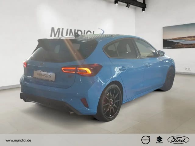Ford Focus ST Line