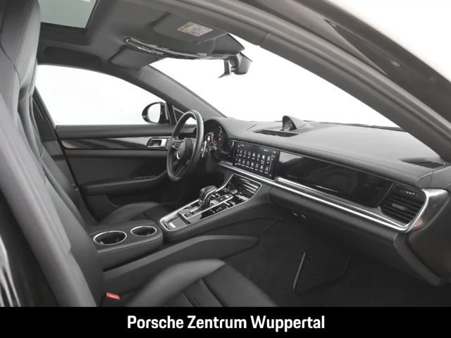 Porsche Panamera 4S