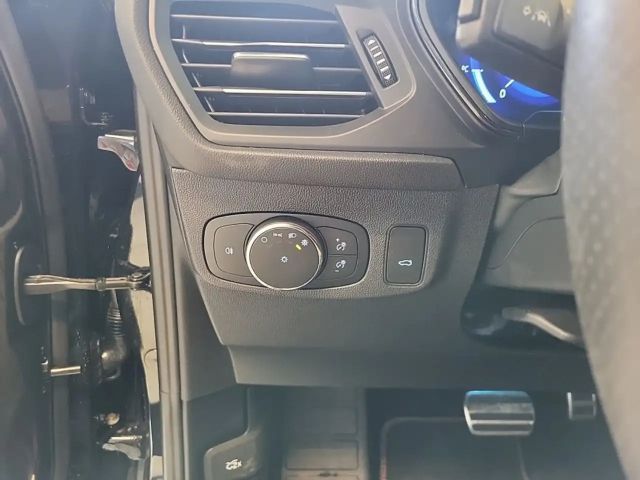 Ford Focus EcoBoost ST Line Wagon