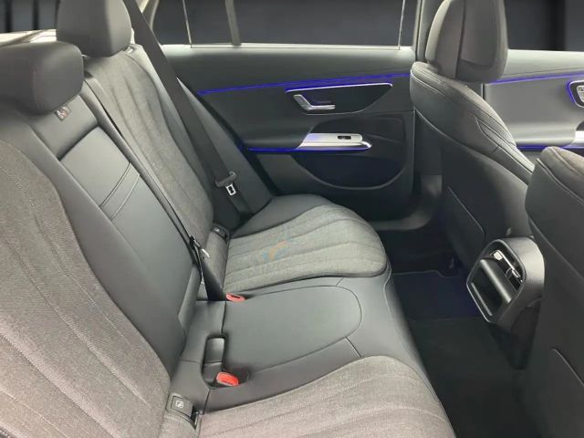 Mercedes-Benz E 300 AVANTGARDE Estate