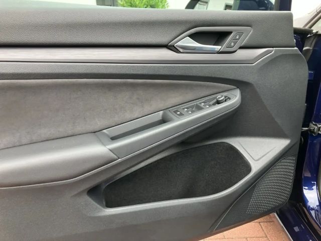 Volkswagen Golf 1.5 TSI Plus Style