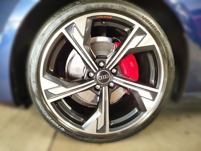 Audi A4 40 TFSI Avant Quattro S-Line S-Tronic