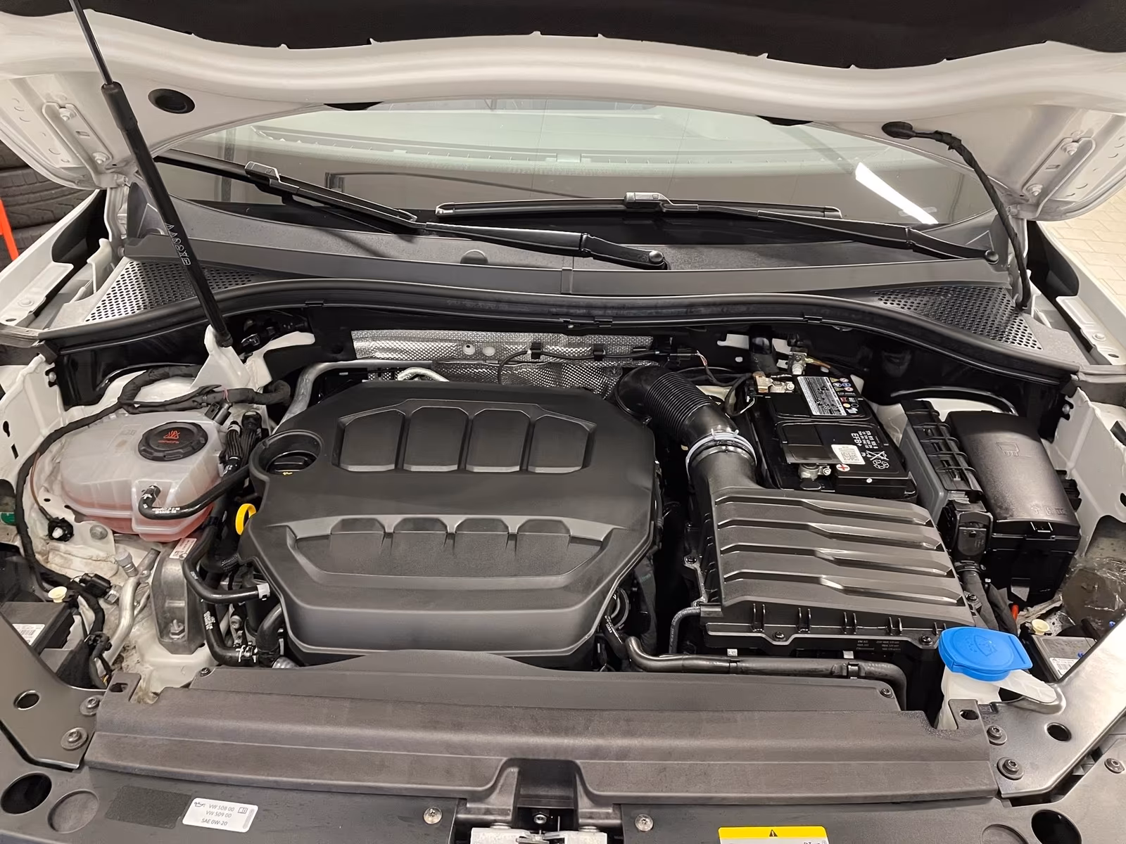 Volkswagen Tiguan 2.0 TSI R-Line