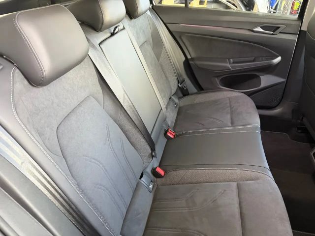 Volkswagen Golf Business DSG Variant