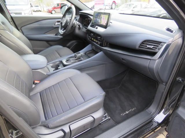 Nissan Qashqai AWD DIG-T Tekna