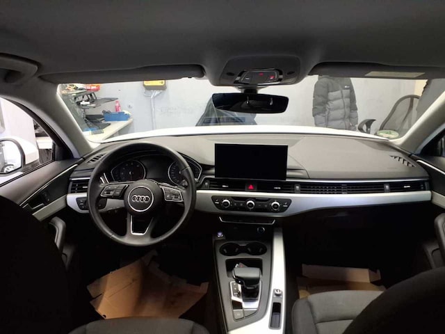 Audi A4 35 TFSI Avant S-Tronic
