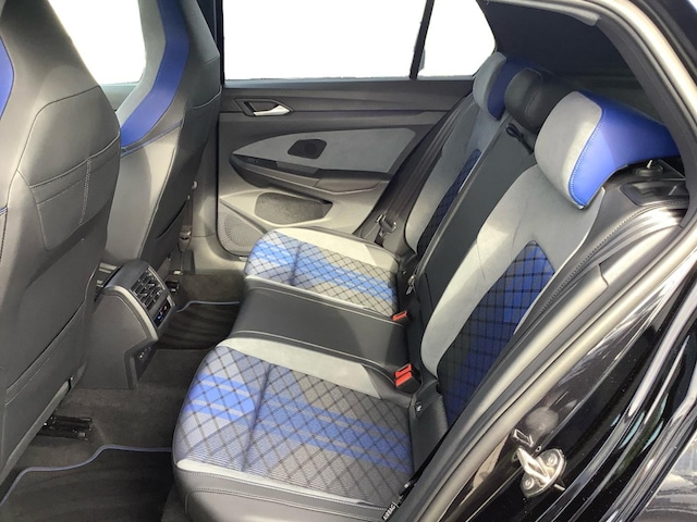 Volkswagen Golf 2.0 TSI DSG Golf VIII