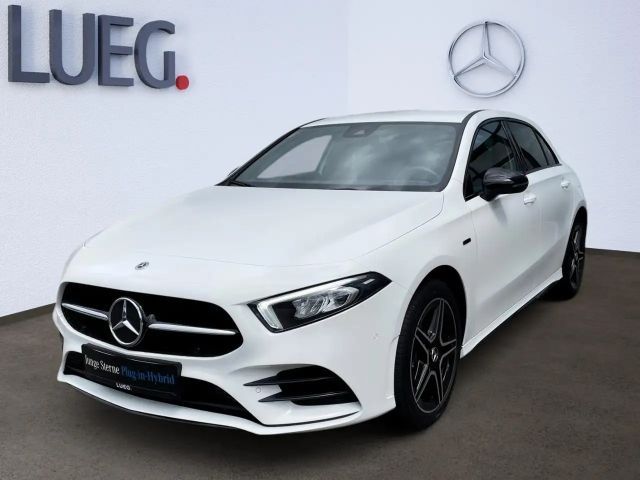 Mercedes-Benz A 250 A 250 e AMG Line