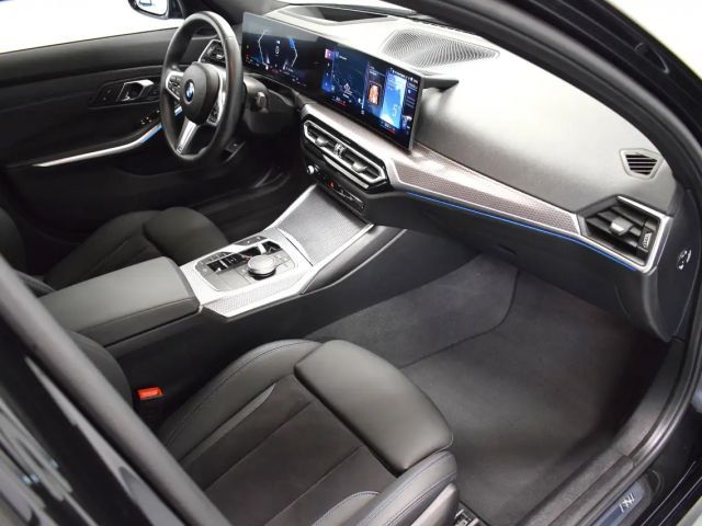 BMW 320 320d M-Sport Touring