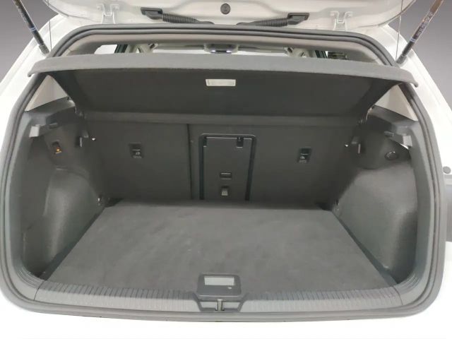 Volkswagen Golf 1.5 TSI Plus