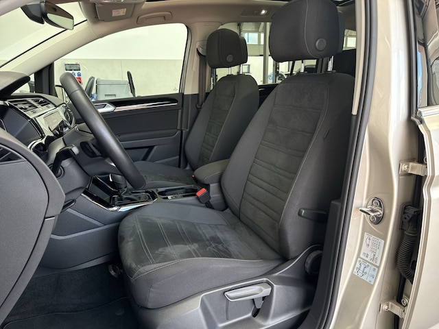 Volkswagen Touran DSG Highline