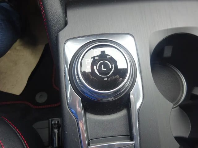 Ford Kuga Hybrid ST Line X