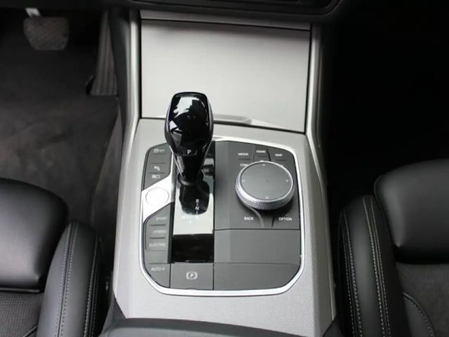 BMW 330 330e Advantage pakket Touring