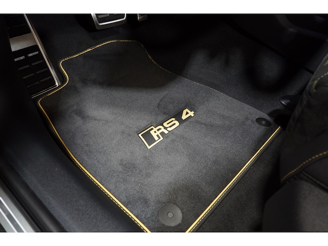 Audi RS4 Avant Quattro